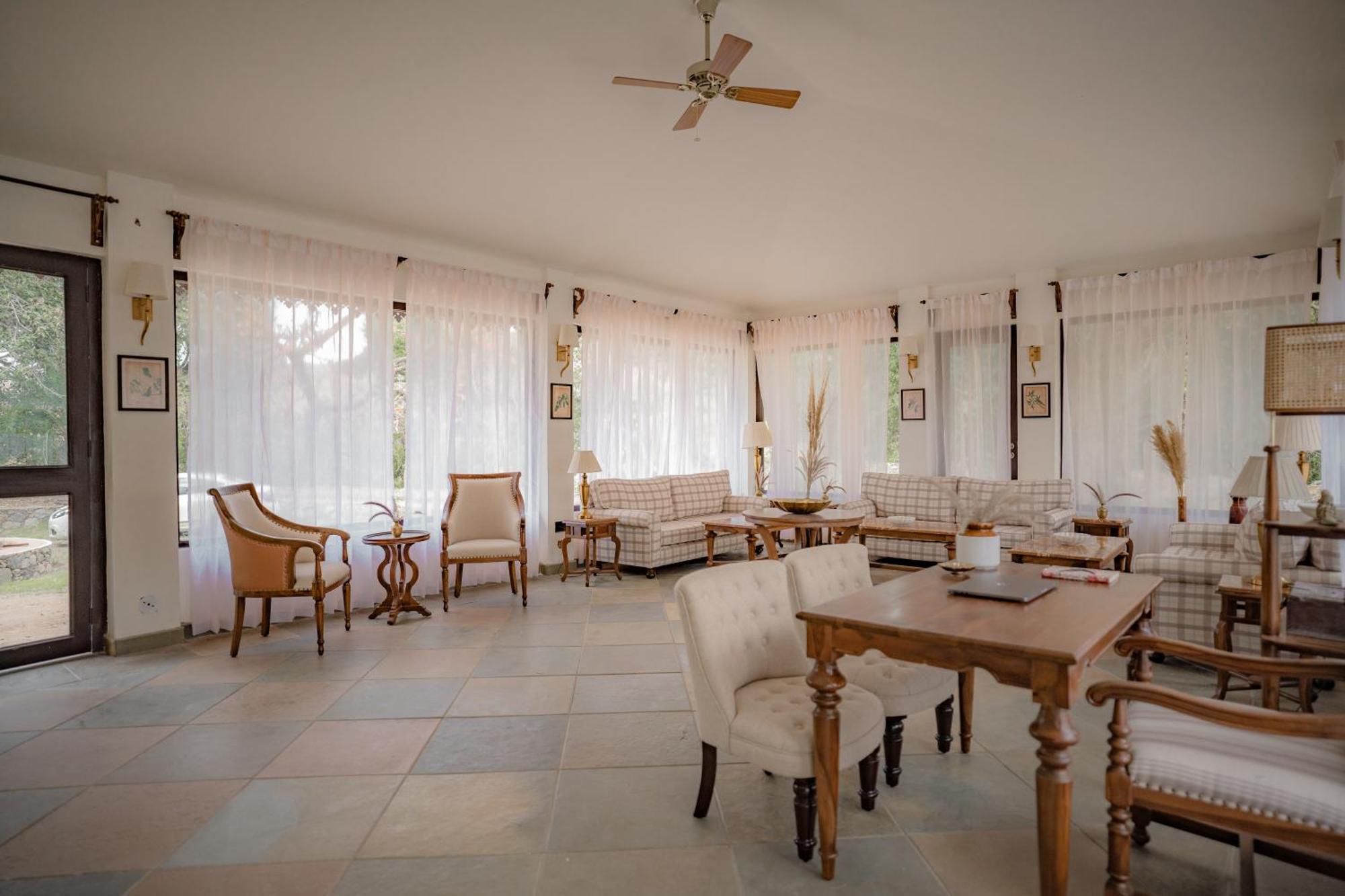 Aloof Jungle Lodge Ghanerao ภายนอก รูปภาพ